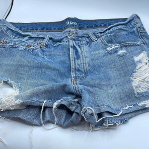 BDG size 28 Tomgirl  destroyed denim shorts